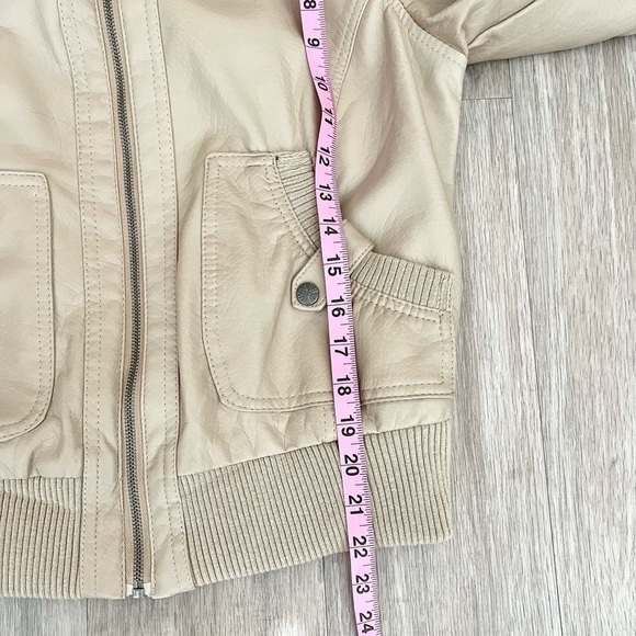 Miss London Y2K Vegan Faux Leather Tan Nude Moto Zip Jacket Size Large - Picture 7 of 7